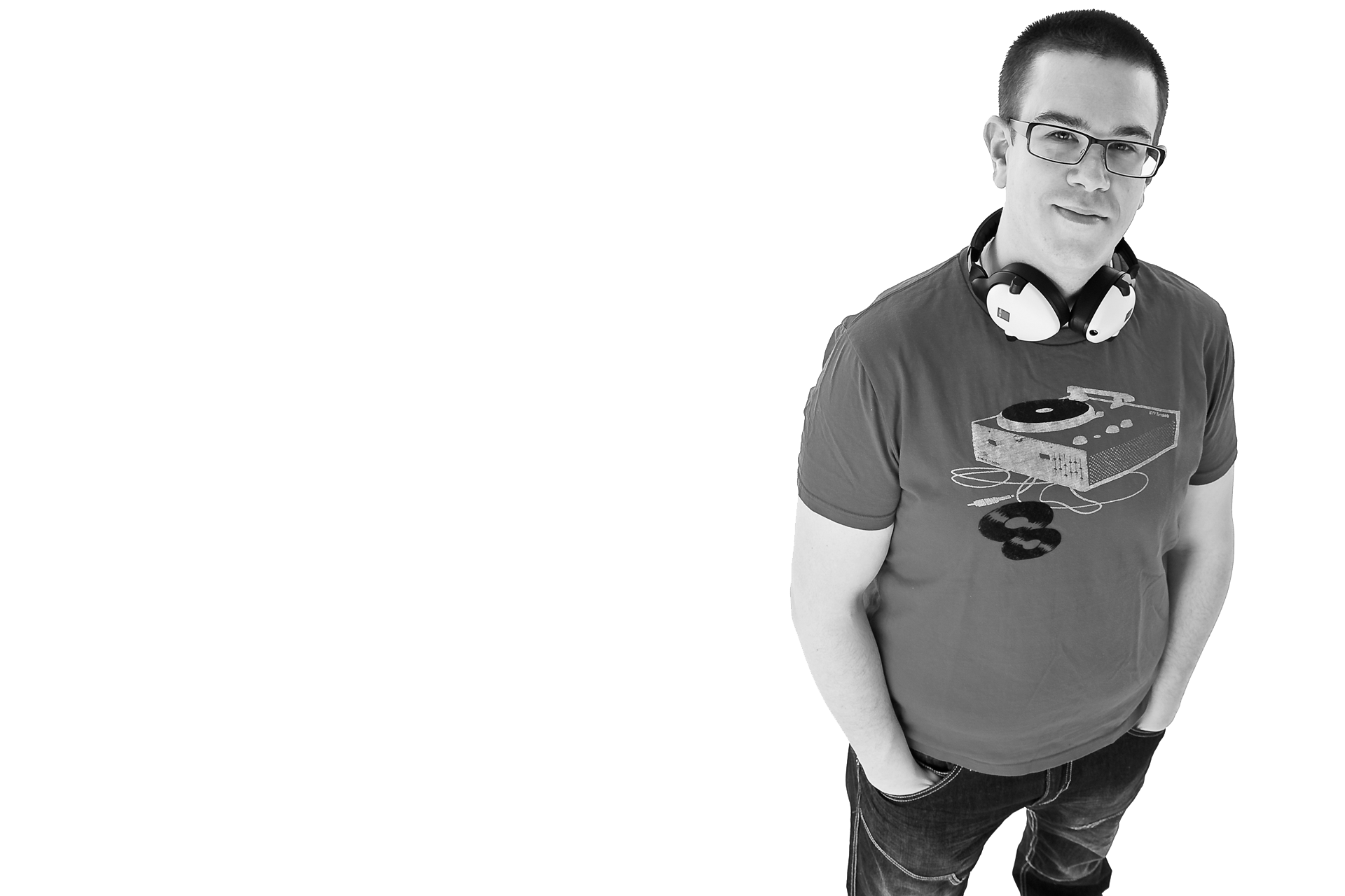DJ eeBee